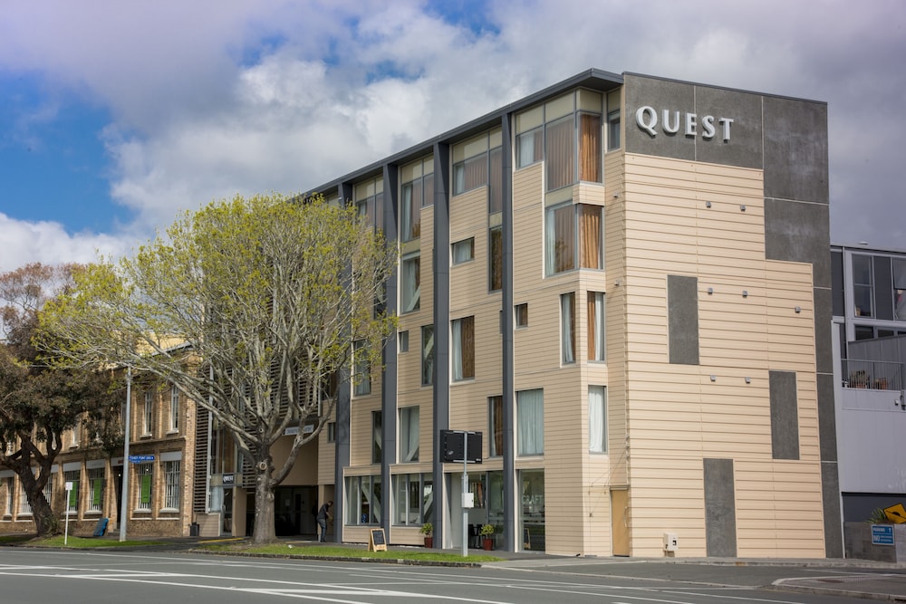 Quest On Beaumont 51/56