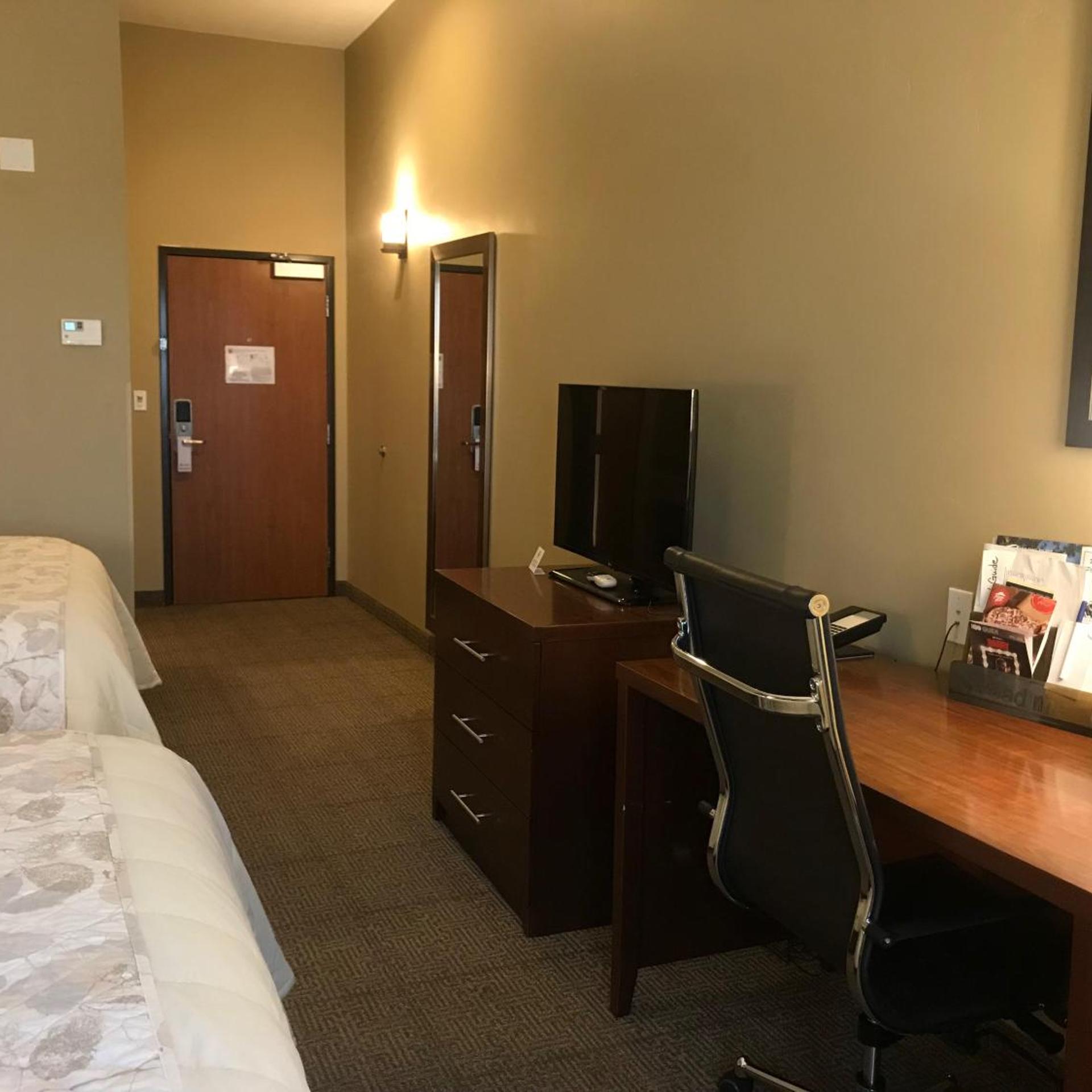Heartland Inn and Suites 38/50