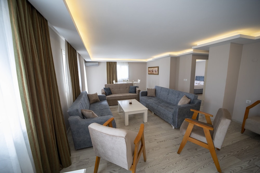 Silver Tower Residence 23/50