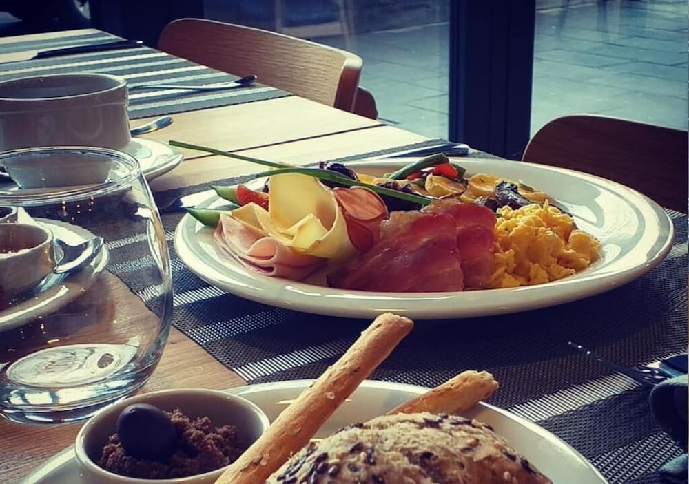 Athina Suites Hotel 42/51