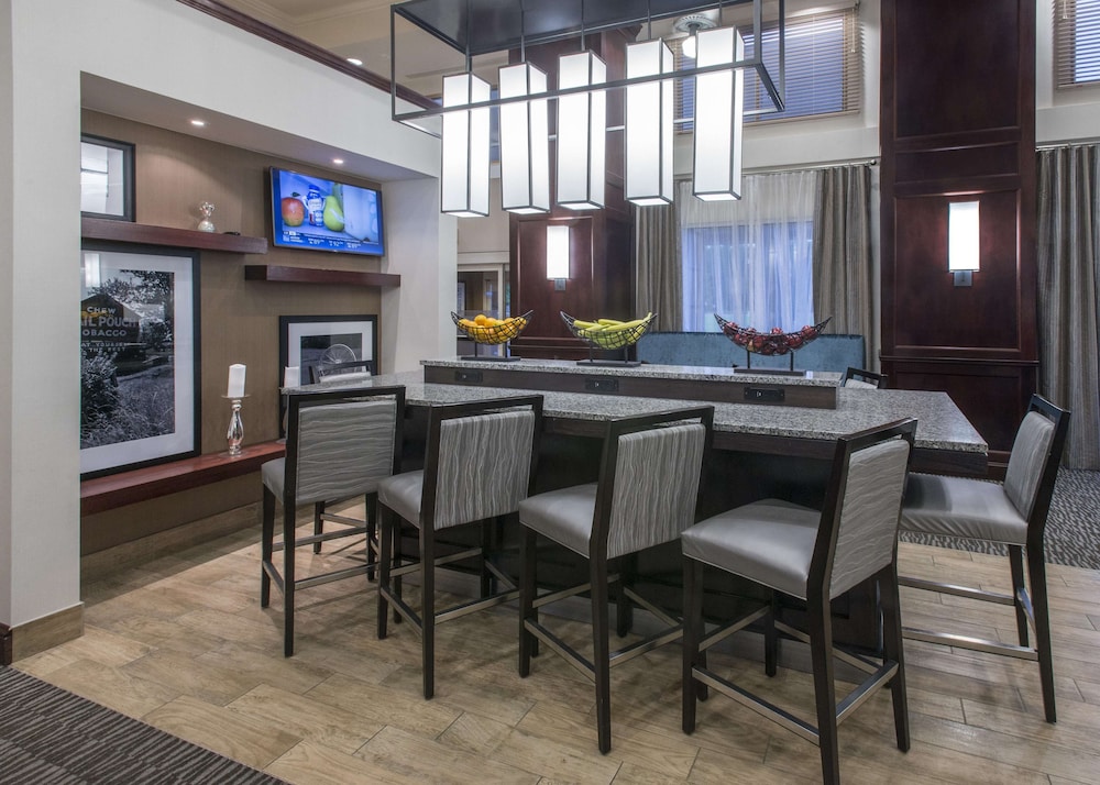 Hampton Inn And Suites Jackson 38/50