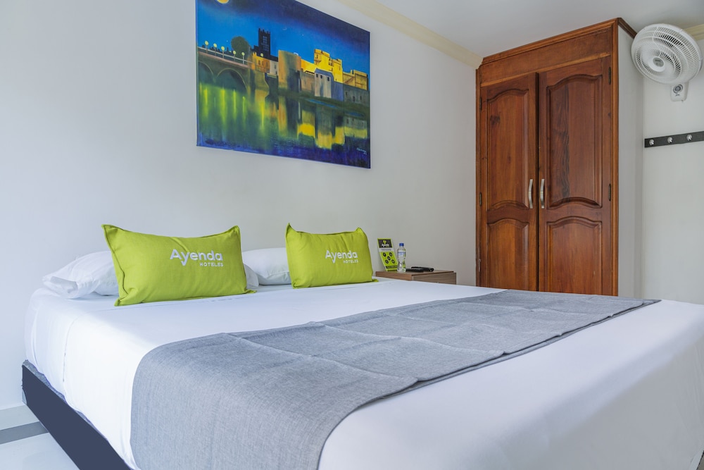 STANDARD, DOUBLE BED
