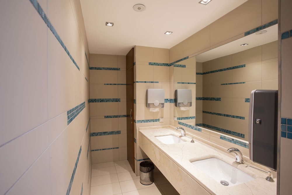Radisson Residences Avrupa Tem Istanbul 66/66