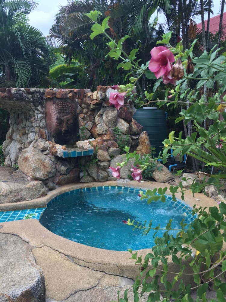 Shanti Lodge Phuket 3/58
