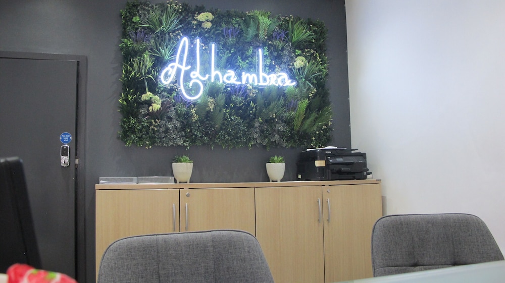 Alhambra Hotel 40/50
