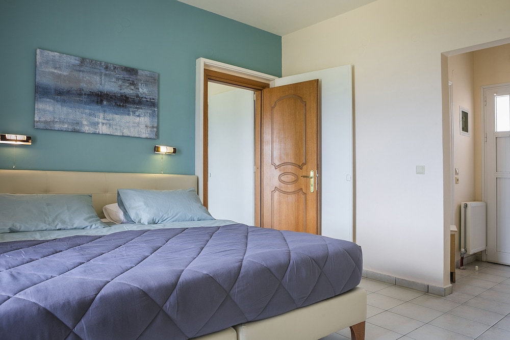 2 BEDROOMS, FAMILY, APARTMENT, SEA VIEW