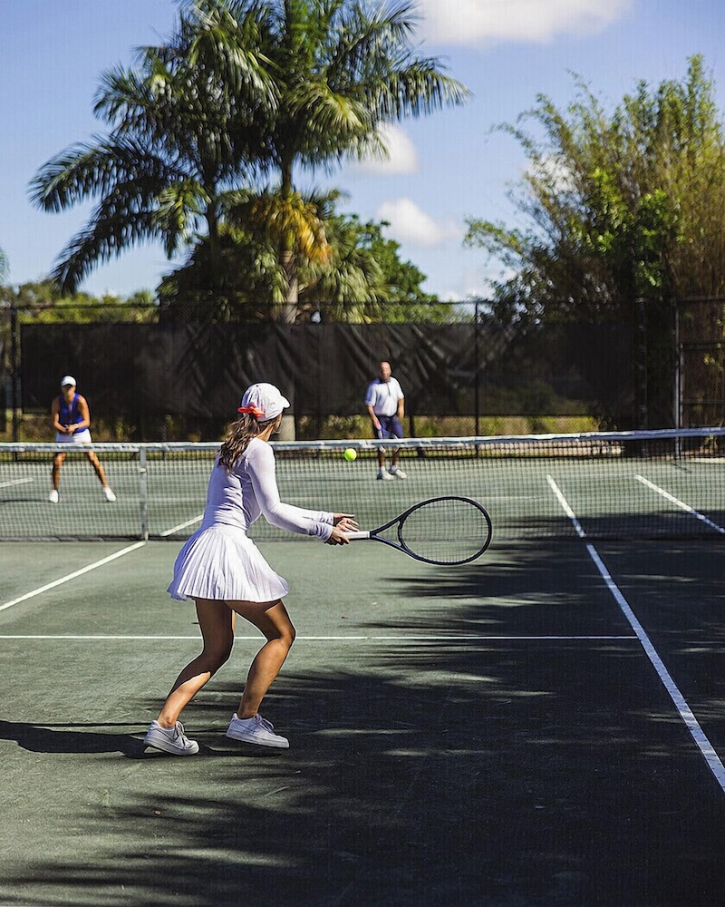 The Naples Beach Hotel and Golf Club 15/46