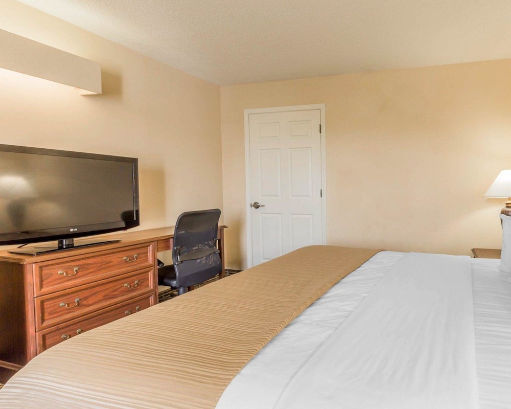Standard, King Bed