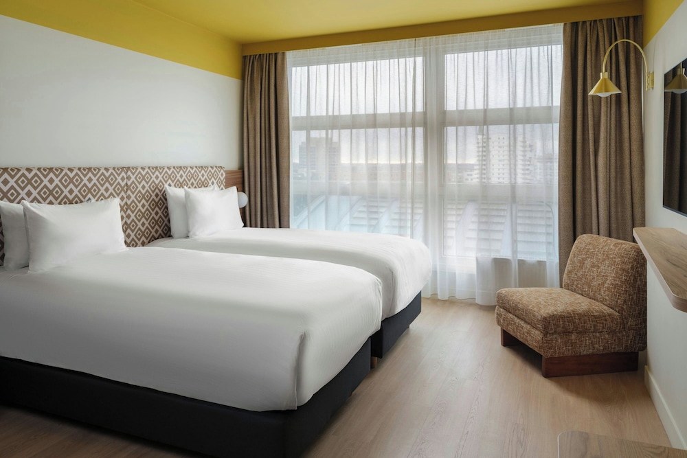 Studio, Twin Beds, with View