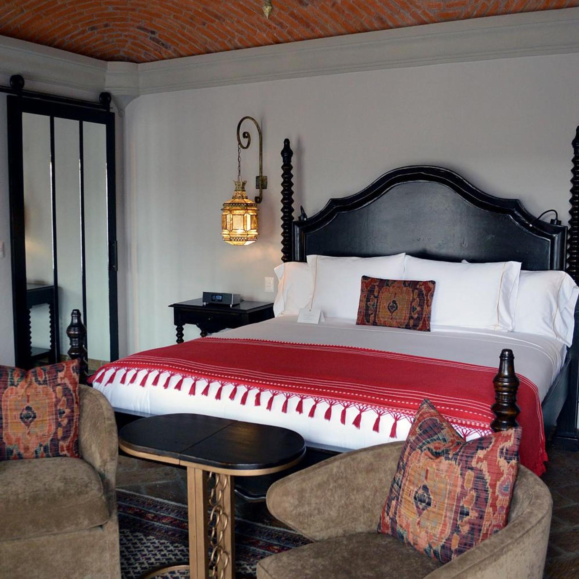 Luxury, Suite