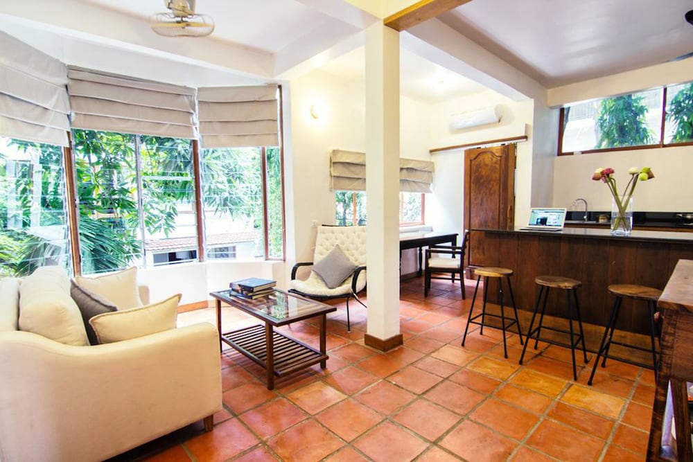 Yk Art House 45/53