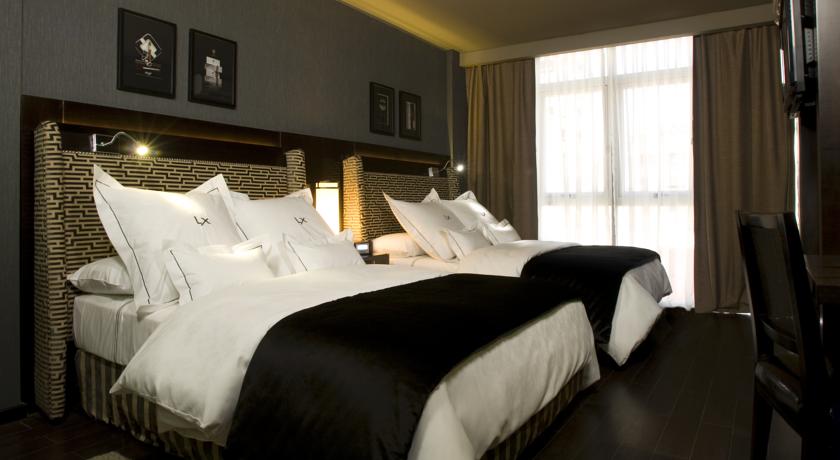 Room at LENNOX HOTEL BUENOS AIRES, BUENOS AIRES