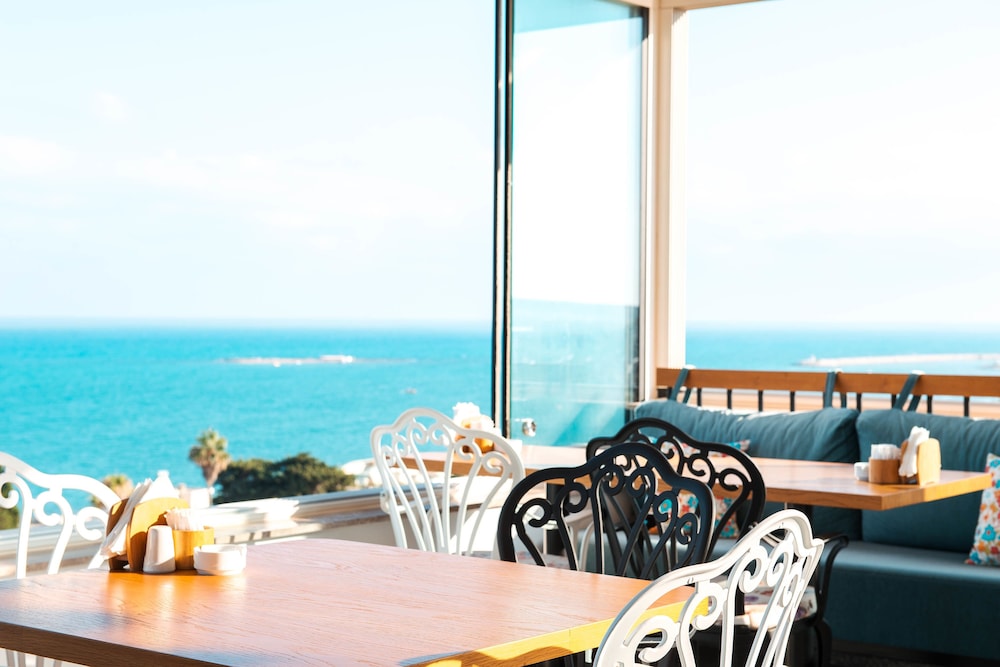 Port Marina Hotel 28/31