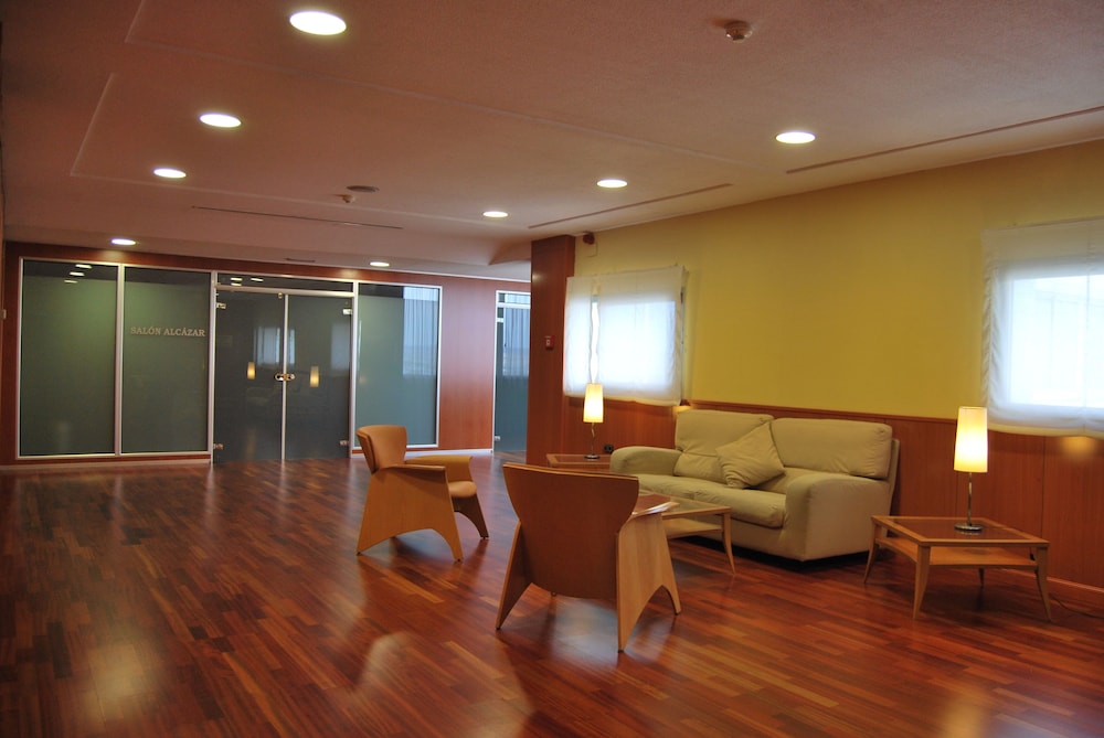 Hostal Torrejon 39/63