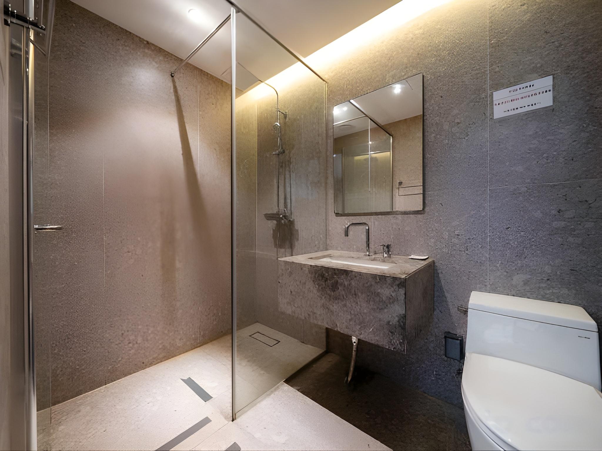 Queen Town Hotel 31/33