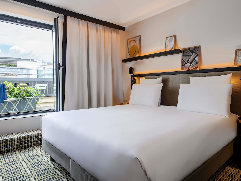 PREMIUM, PRIVILEGE, DOUBLE BED, TERRACE