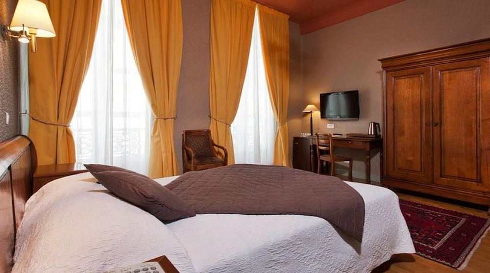 Hôtel du Palais Bourbon 27/50