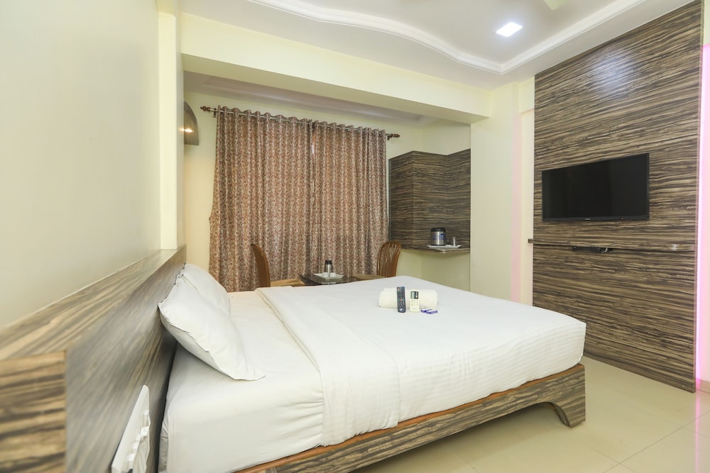 Hotel Midtown Andheri 17/34