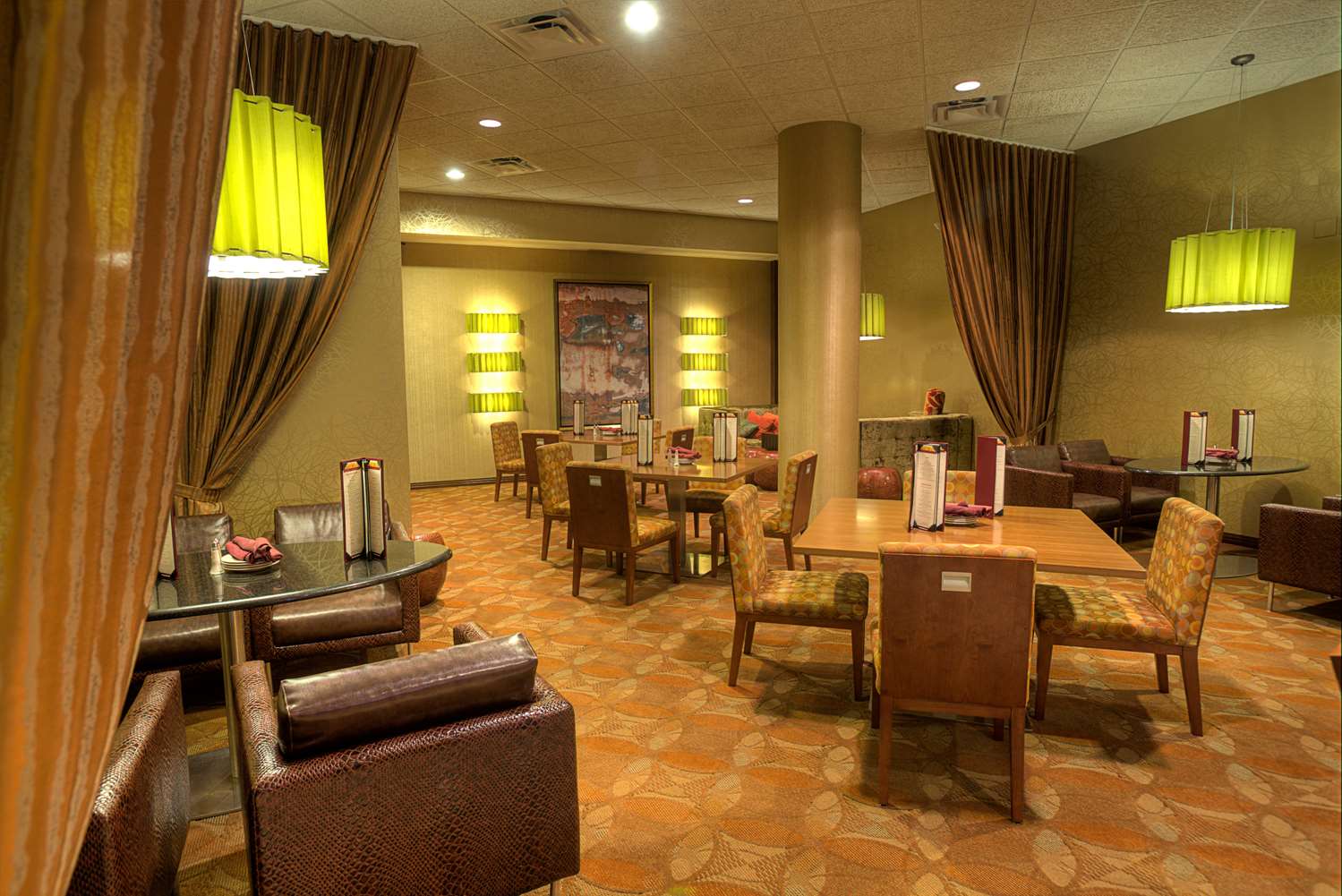 Florida Hotel and Conference Center 30/58