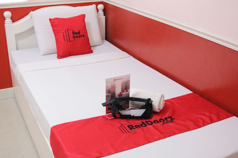 Reddoorz Bonifacio St Cebu 23/39