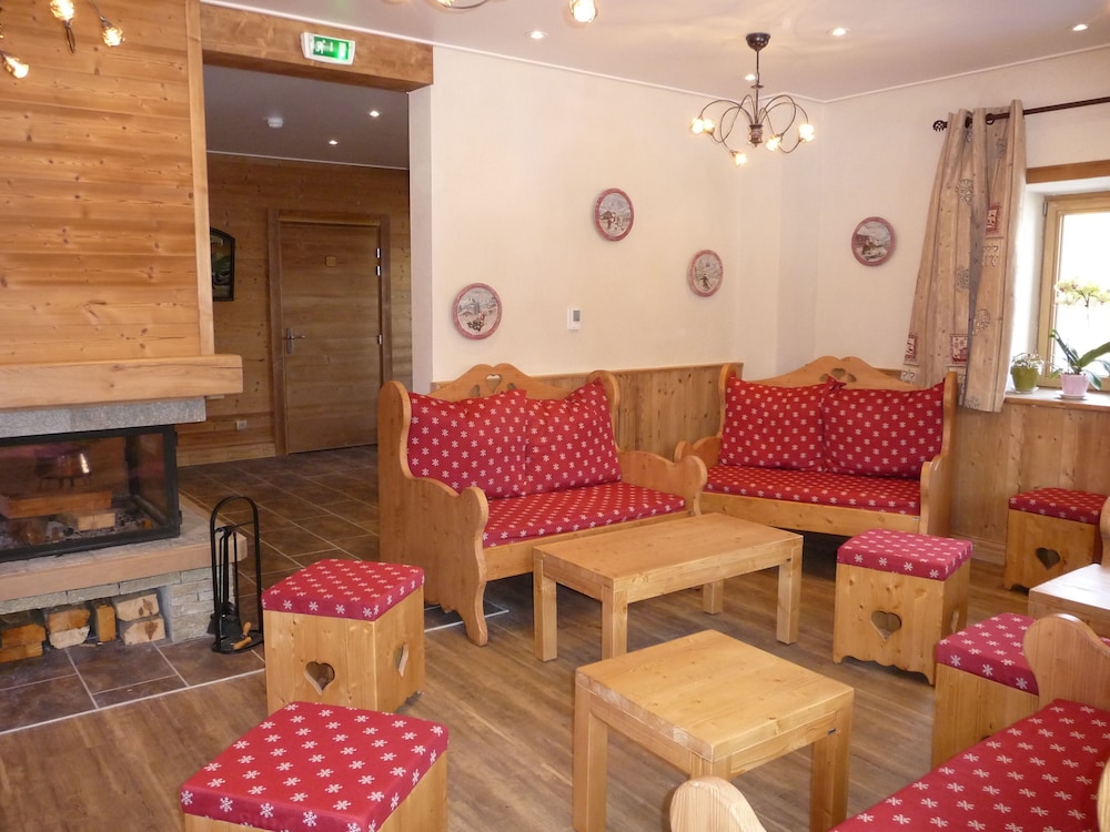 Chalet-Hotel Le Beausoleil, The Originals Relais (Hotels-Chalets de Tradition) 25/35