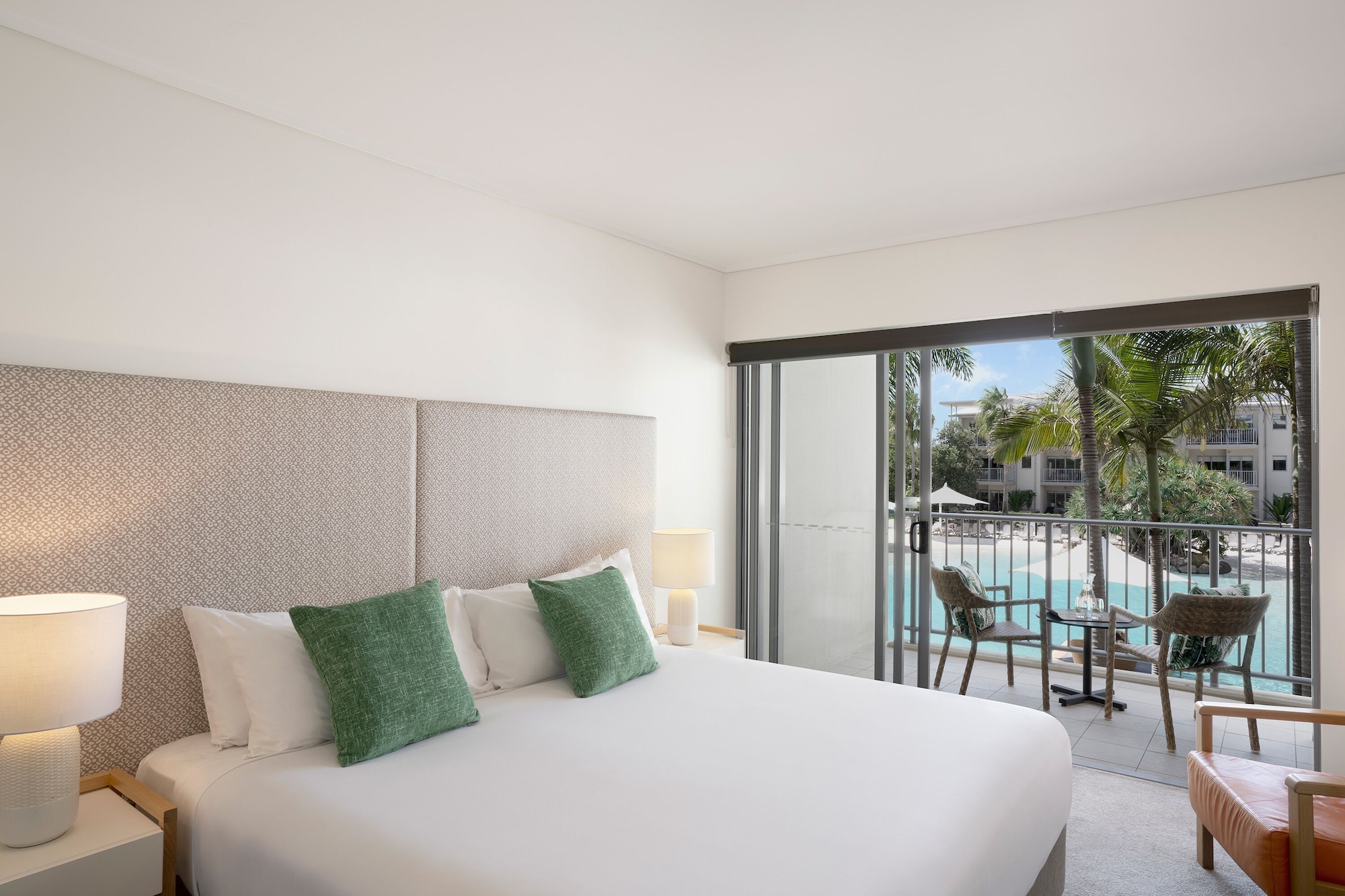 Room, Twin Beds