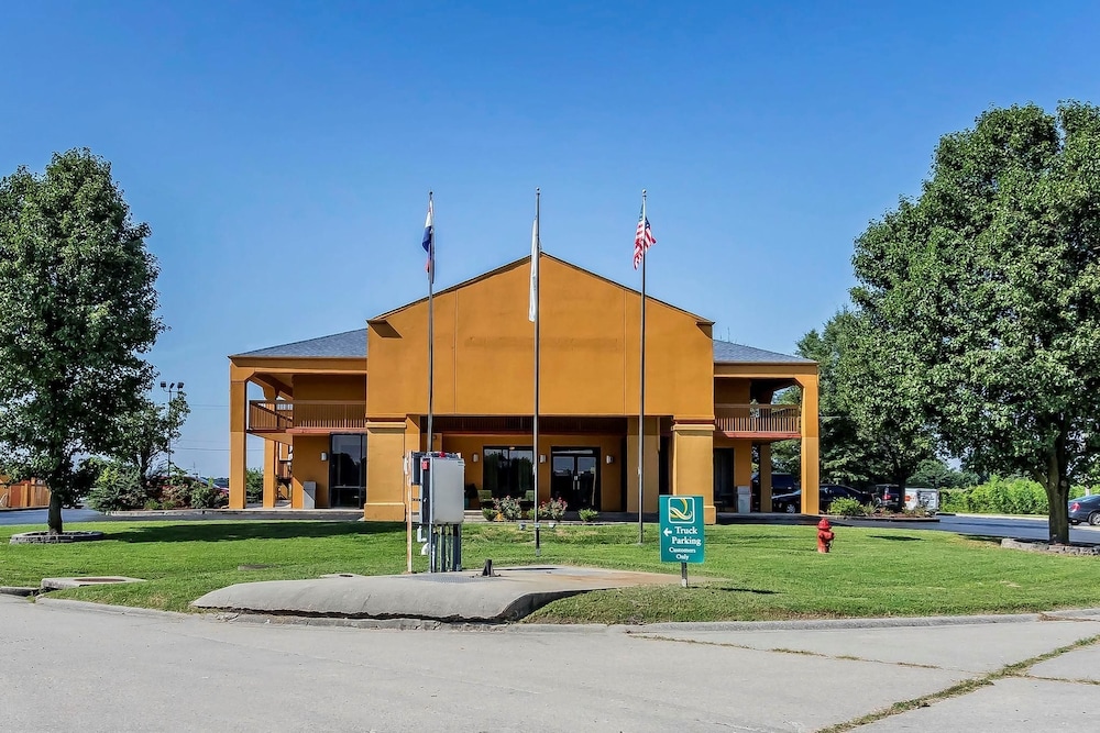 Quality Inn Charleston - Sikeston 5/36
