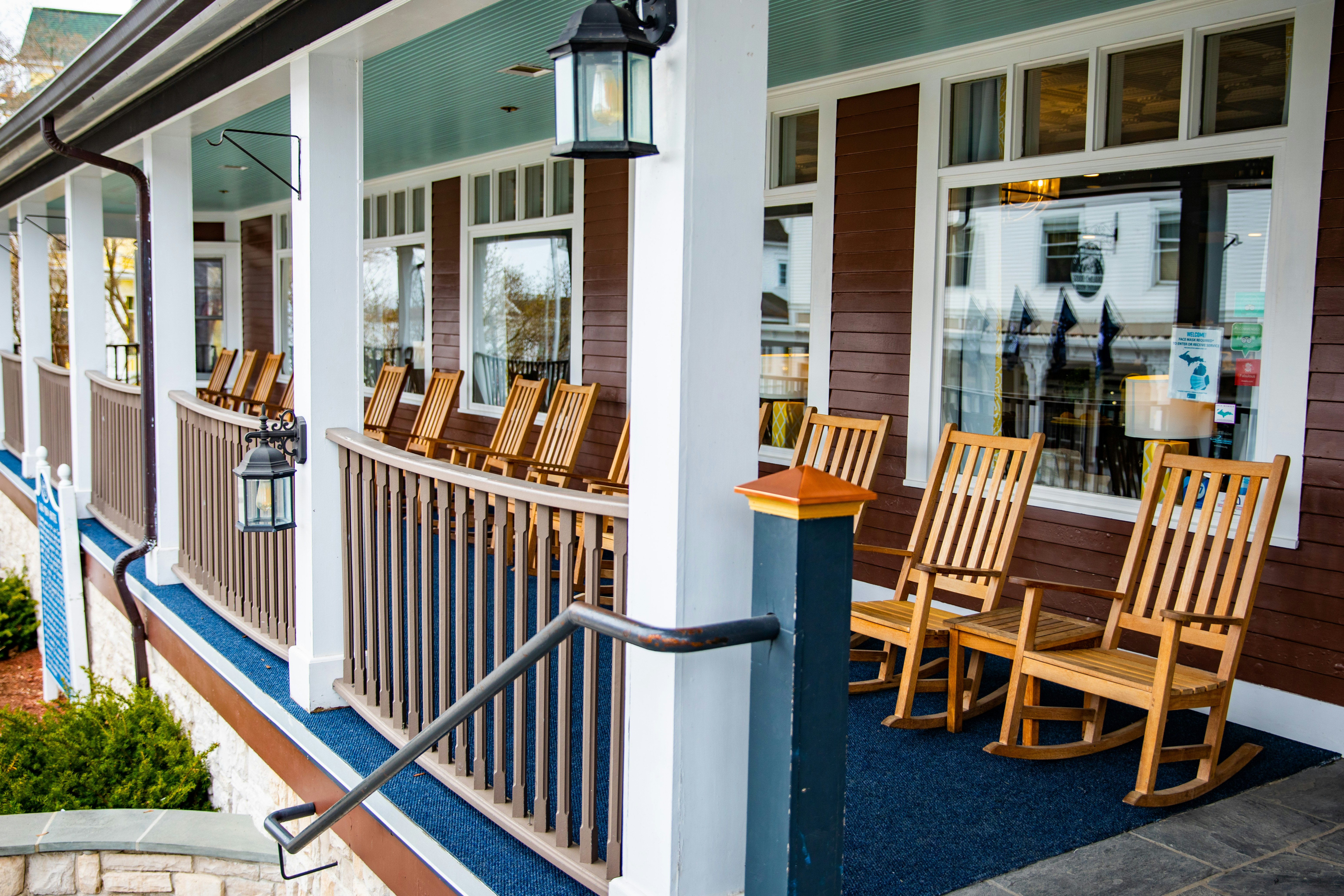 Lake View Hotel 2/46