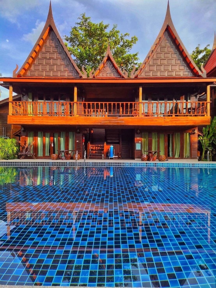 Anda Resort Koh Lipe 6/50