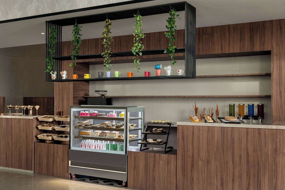 Ramada Encore By Wyndham Bhiwadi Phool Bagh Chowk 34/53