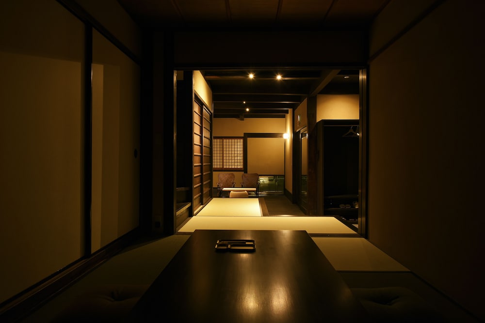 Kuraya Omiya-Shimabara 24/42
