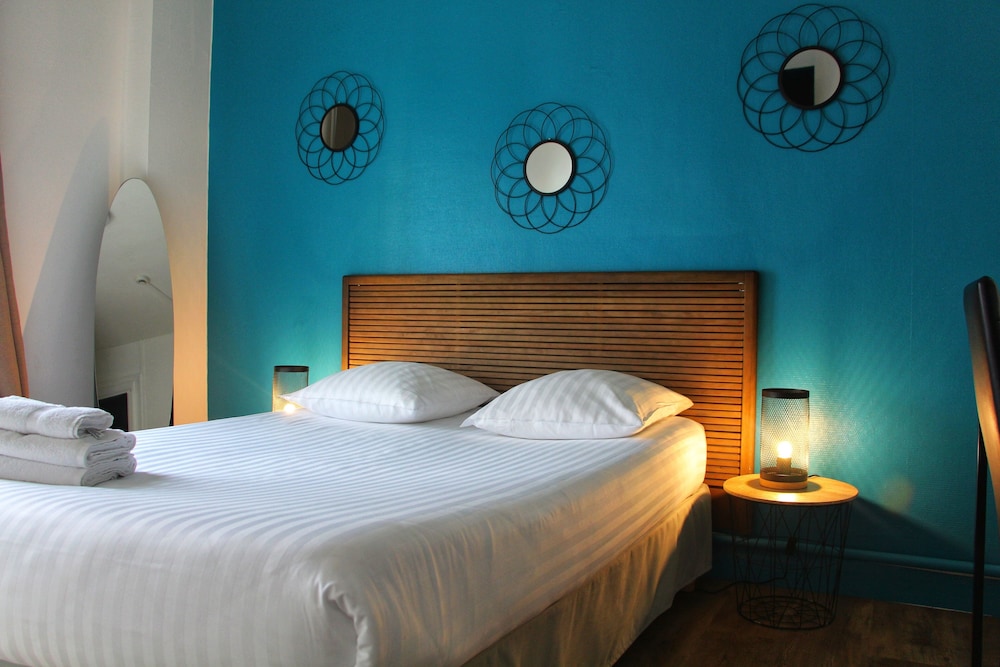 Logis Hotel Du Cirque 25/73