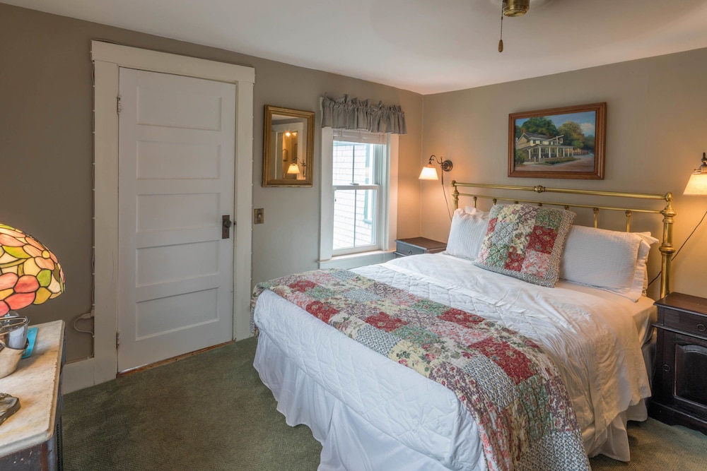 Snug Cottage 15/50