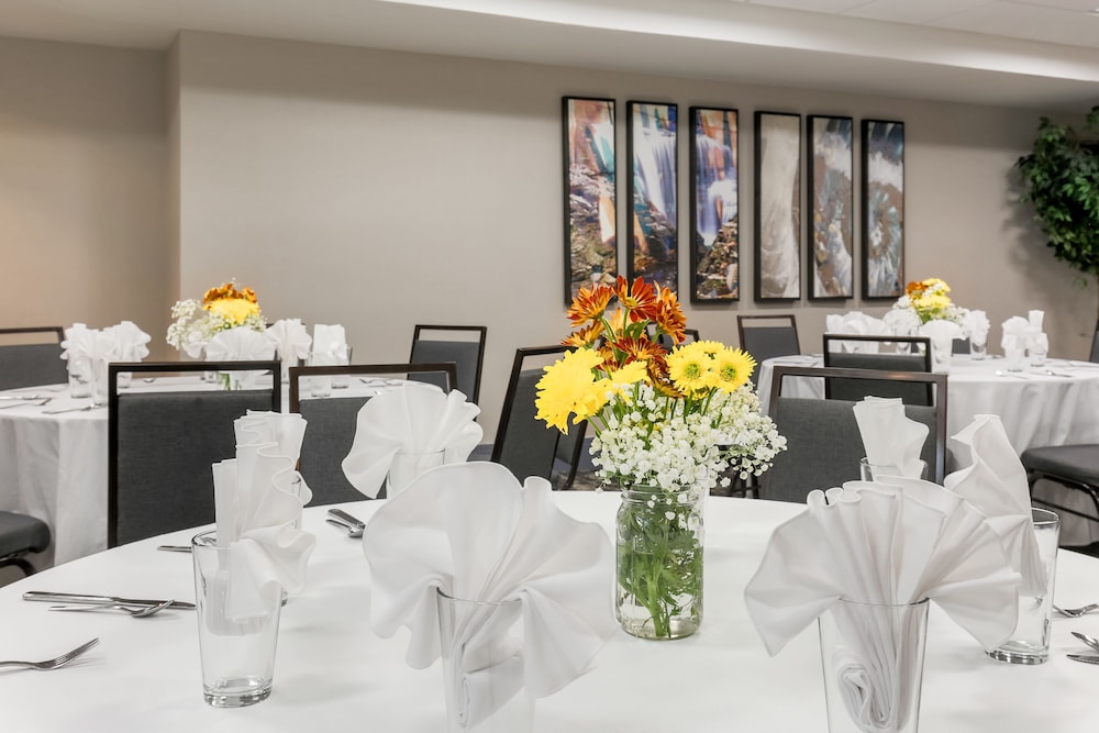 Hilton Garden Inn Melville 47/69