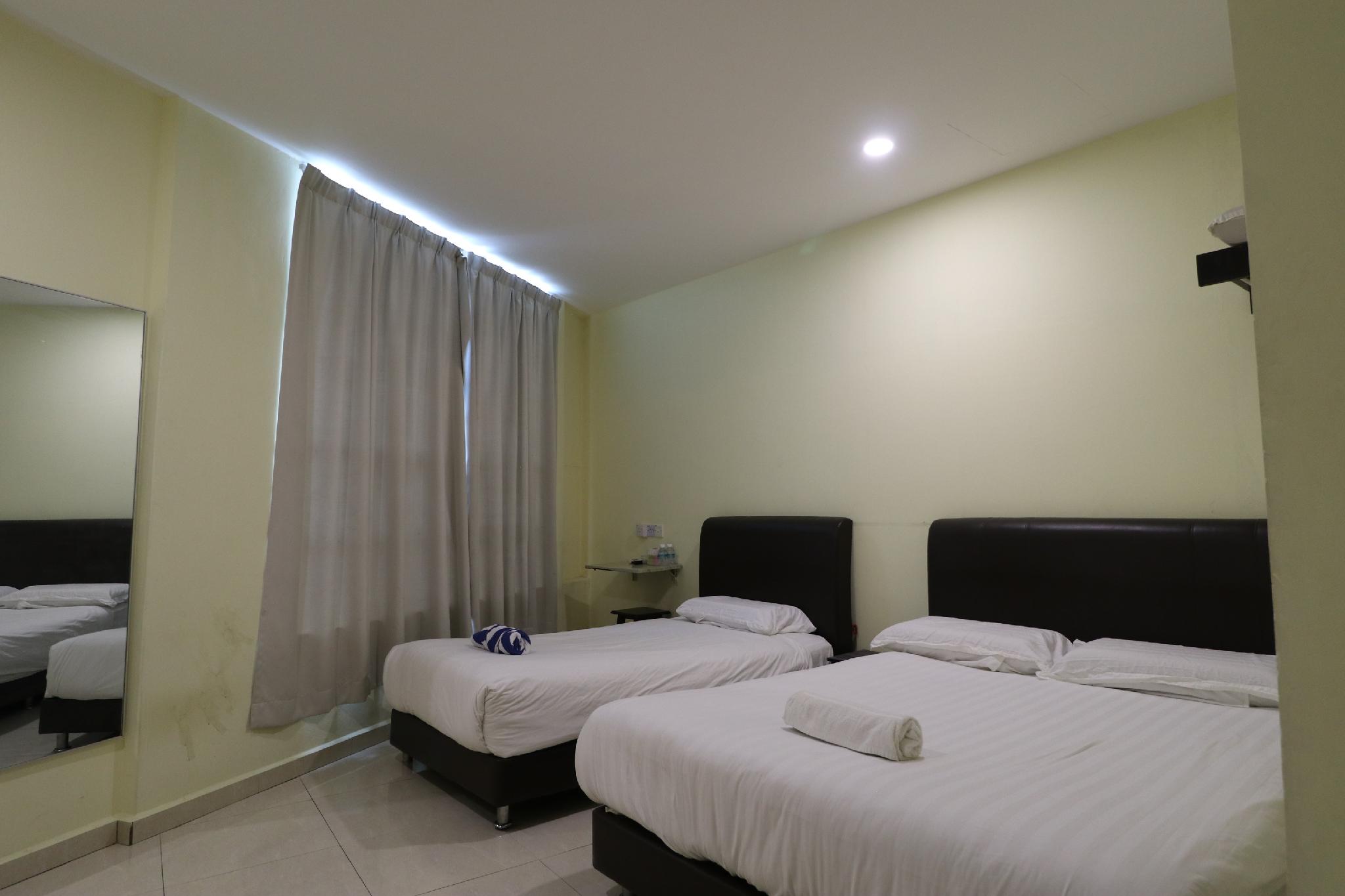Room at Furich Hotel Enterprise, MENTAKAB