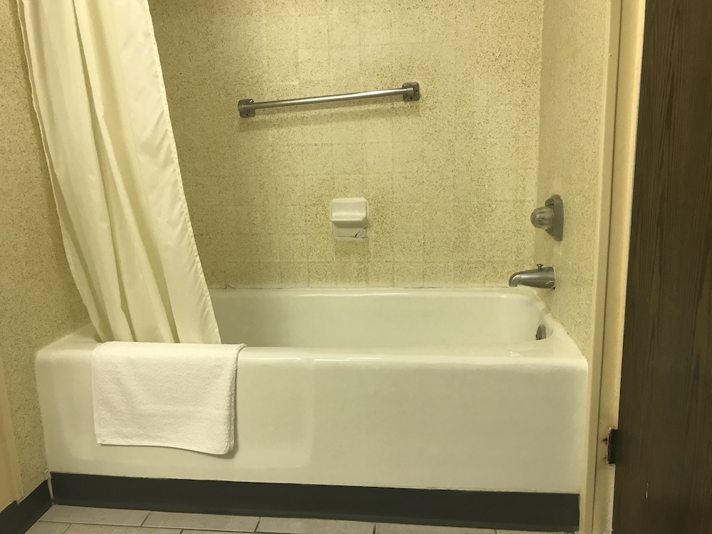 West Motel 30/30