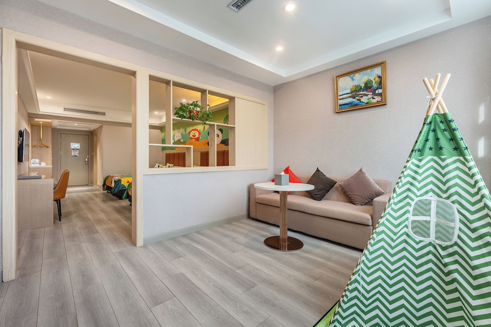 Rezen Select Hotel (Shanghai International Tourism Resort, Chuansha) 43/53