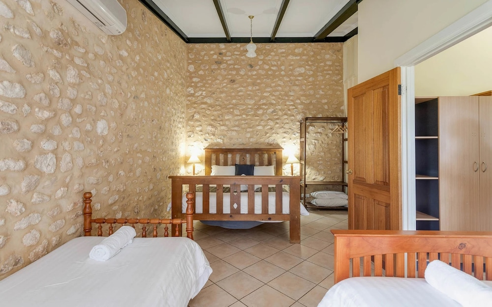 Cape Jervis Accommodation and Caravan Park 20/72