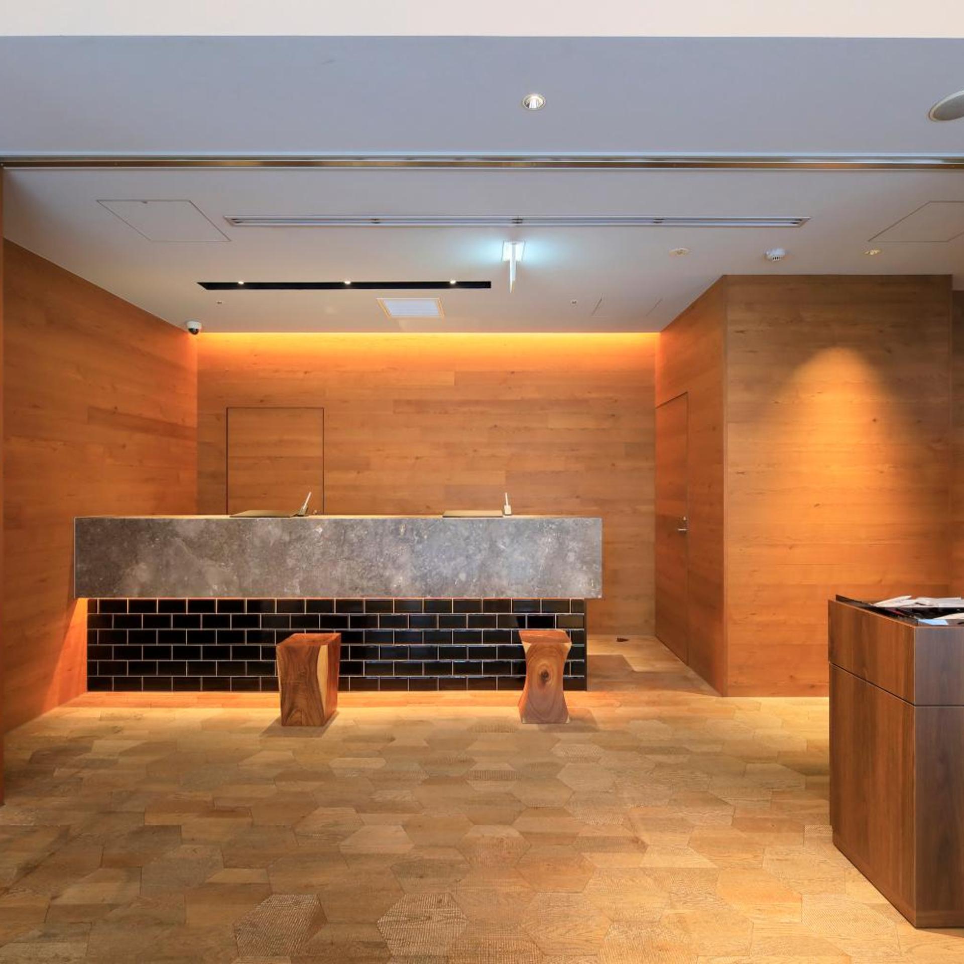 Quintessa Hotel Osaka Umeda Comic&Books 7/37