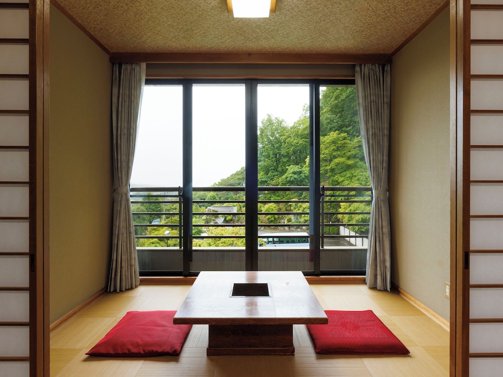 Wakamiro 13/50