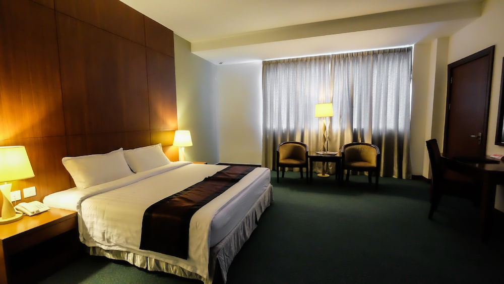 Times Hotel 16/50