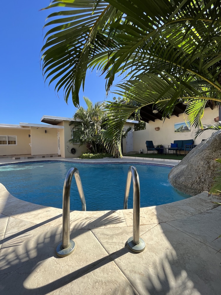Juanedu Suites 38/50