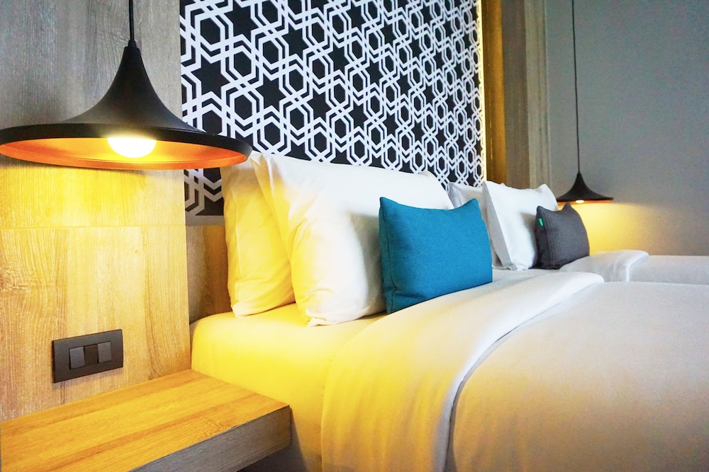 The Lake Chalong Resort 19/65