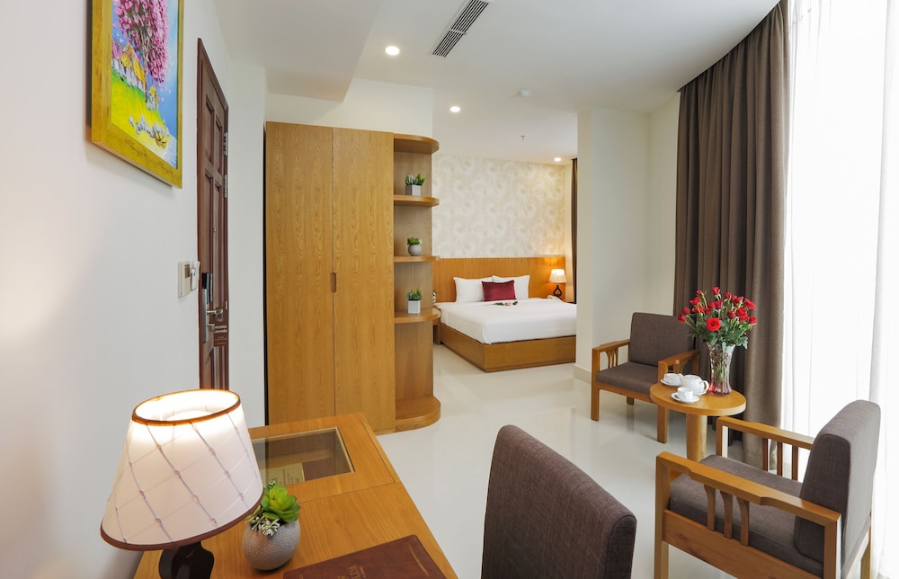 Golda Hotel 28/38