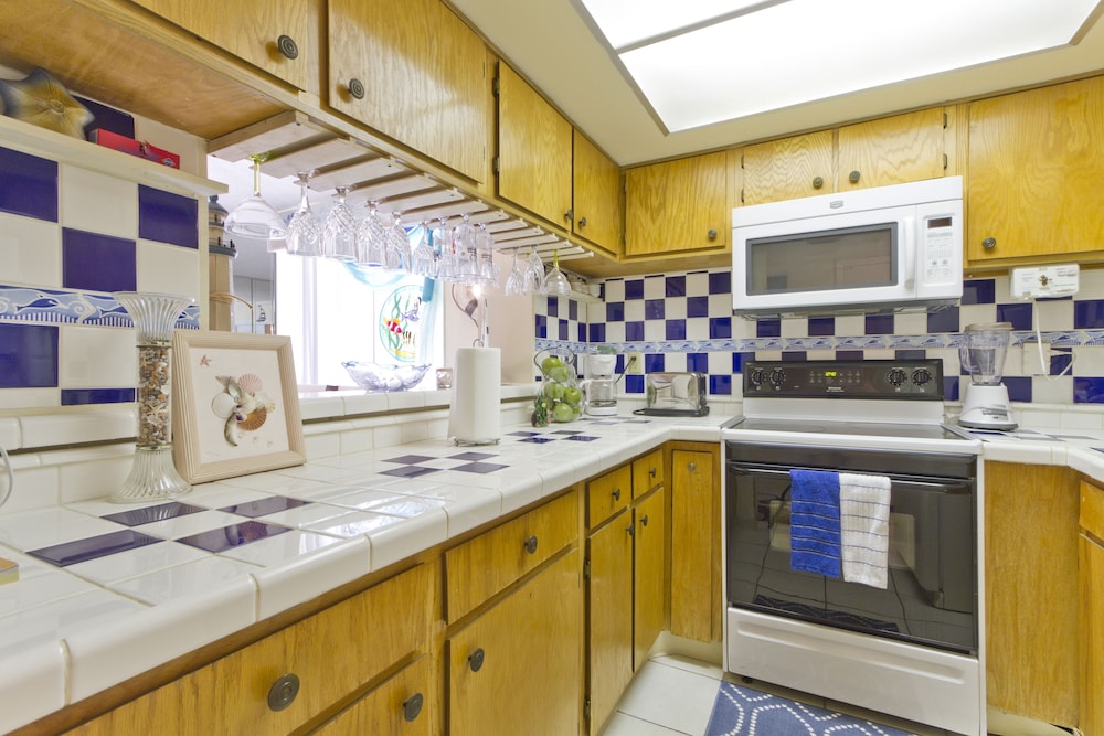 Sea Vista by South Padre Condo Rentals 50/50