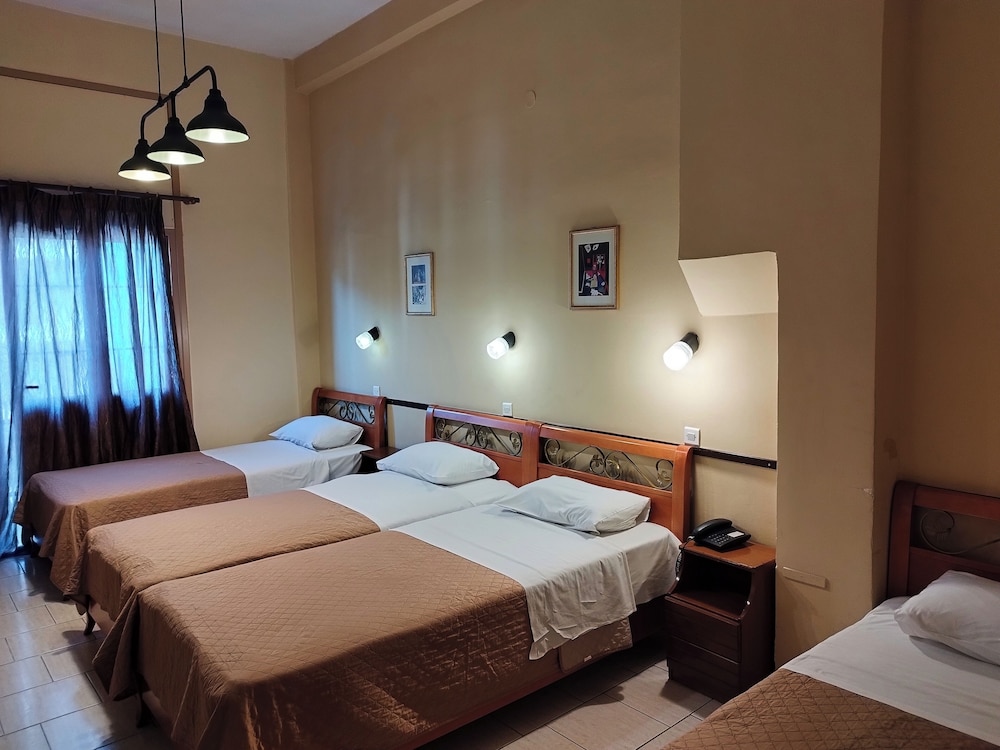 Alexandria Hotel 18/50