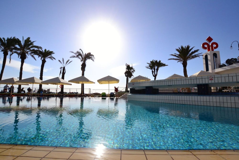 Qawra Palace Resort & Spa 7/66