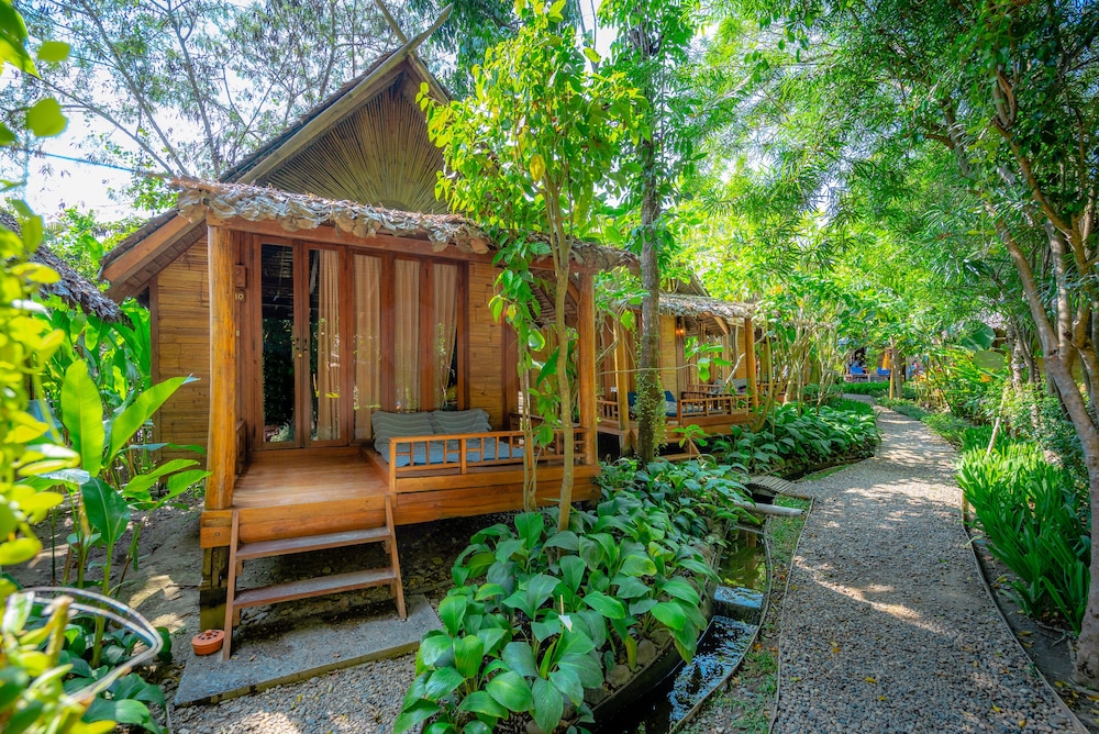 Pai Village Boutique Resort 1/50