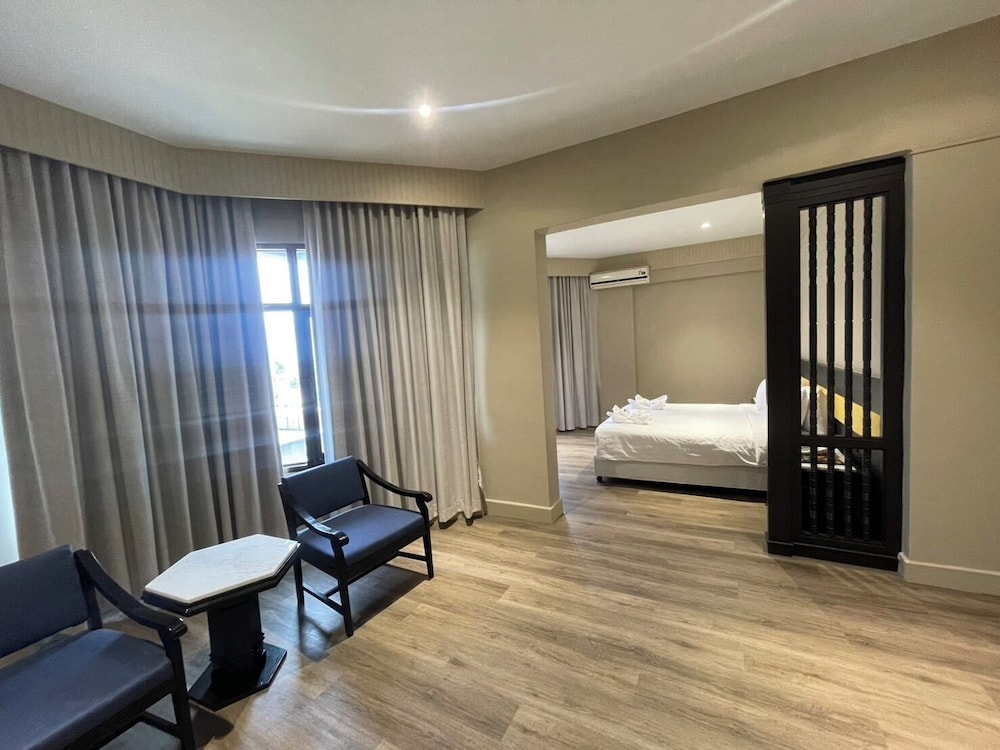 Asawann Hotel 44/68