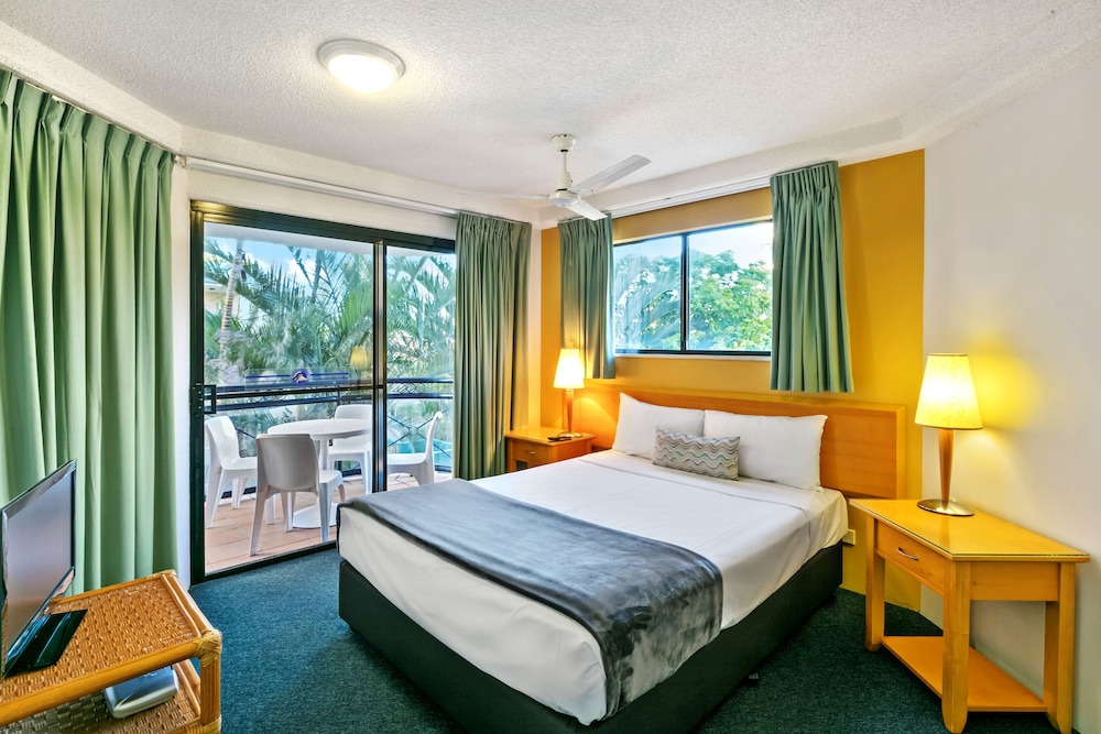 Caribbean Resort 23/70